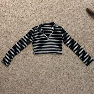 Long sleeve striped crop top with zipper neck